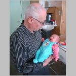 04 Levin mit Opa.JPG